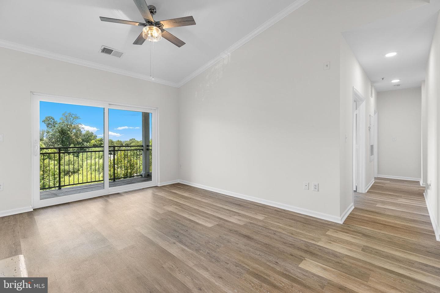 4401 Weatherington Lane #401 photo 8
