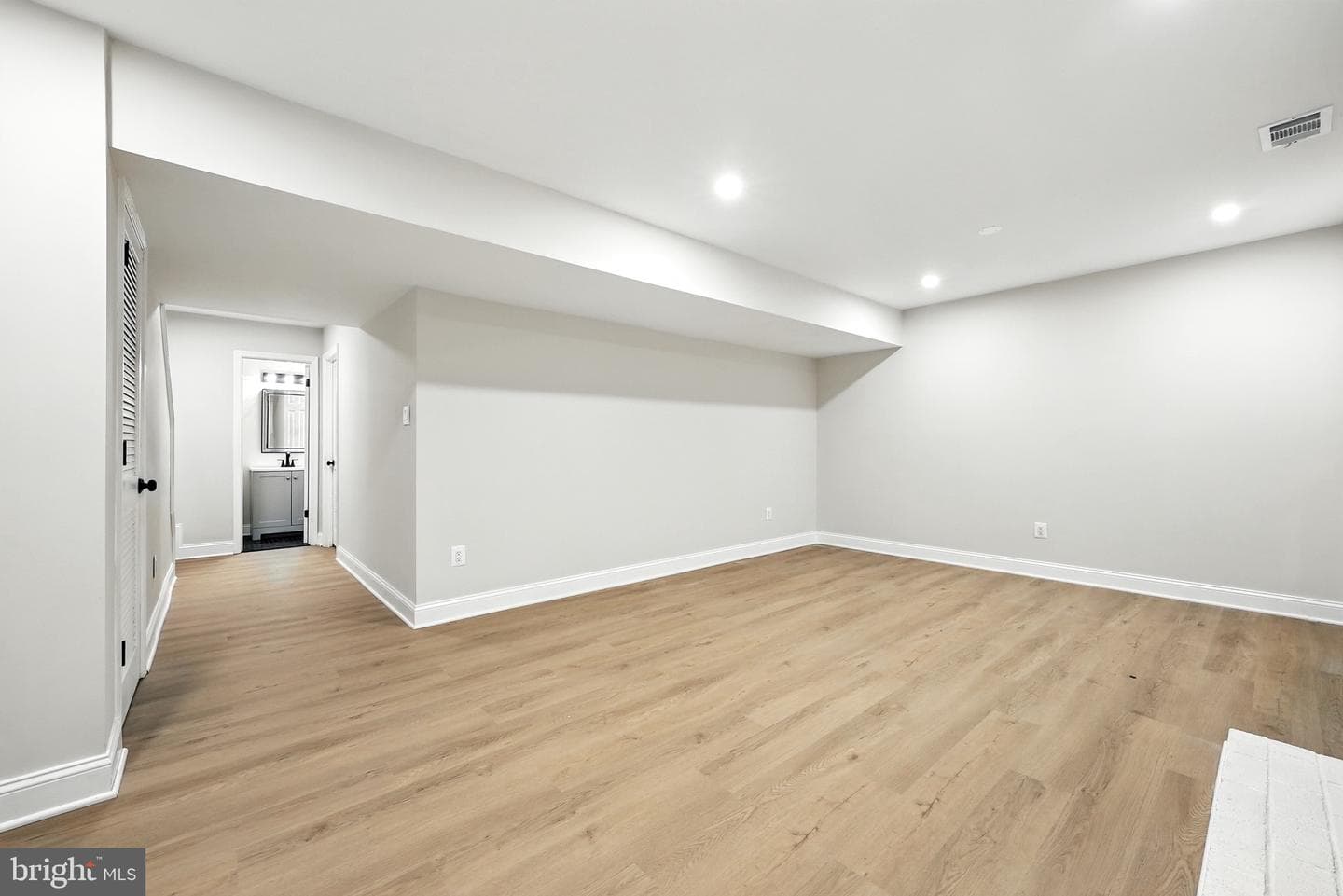 9650 Masterworks Drive photo 24