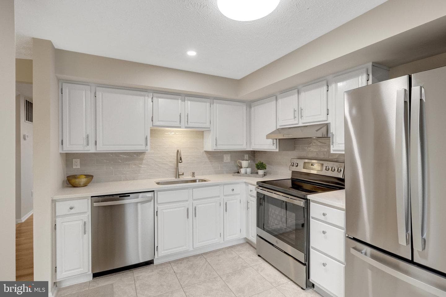 3717 Keefer Court photo 7