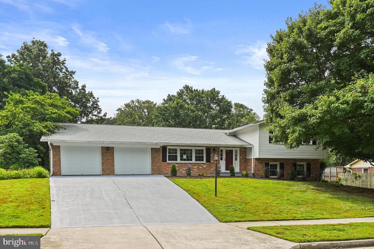 2509 Lakevale Drive