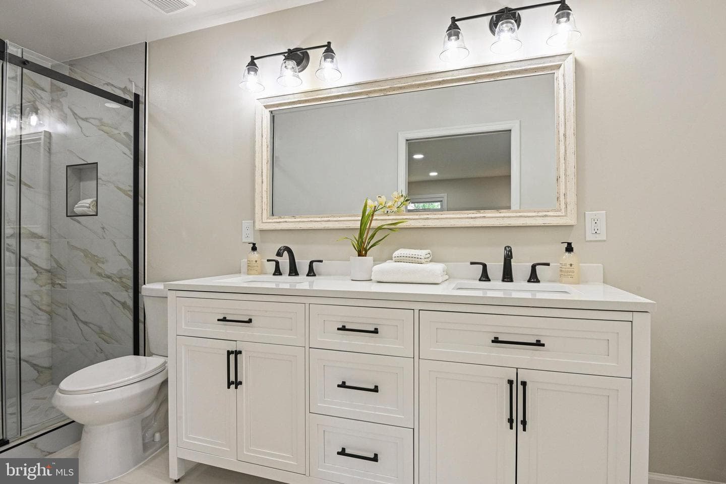2509 Lakevale Drive photo 20