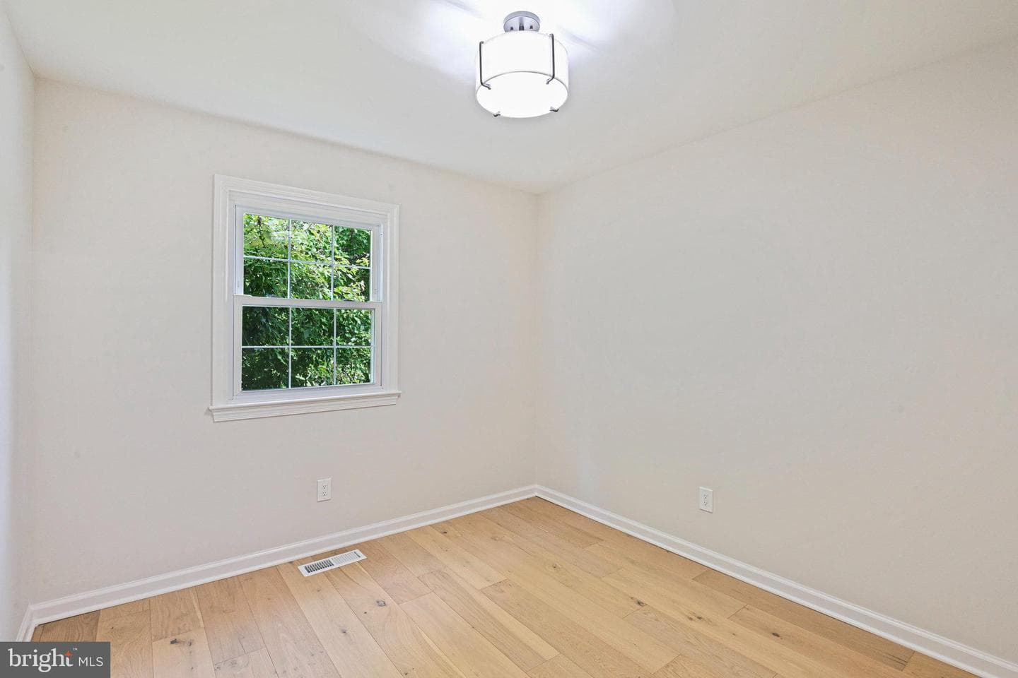 2509 Lakevale Drive photo 26