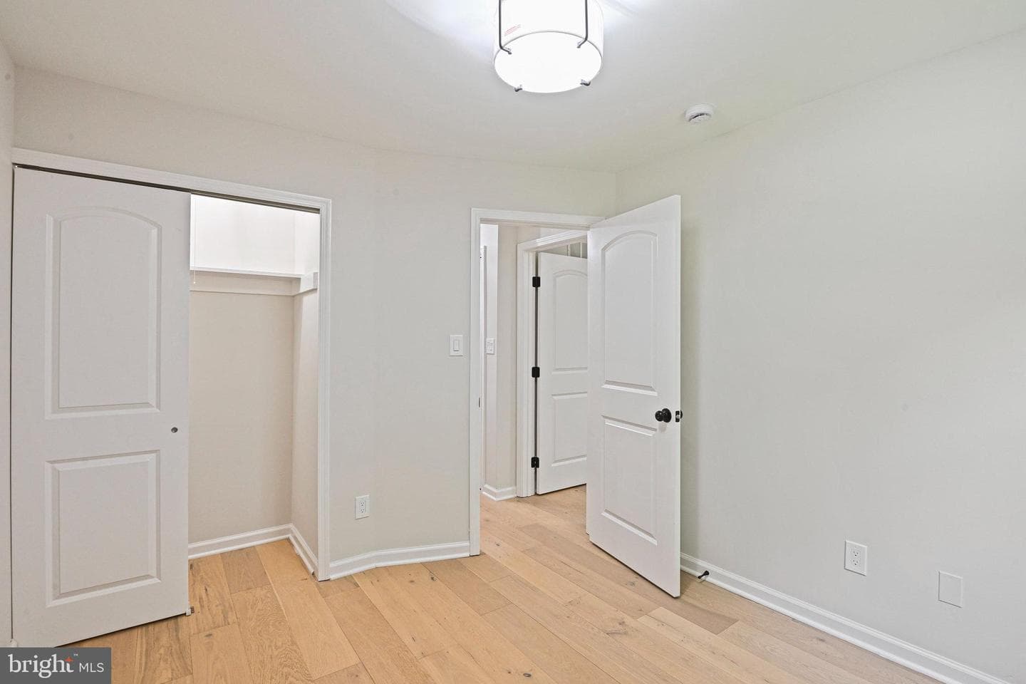 2509 Lakevale Drive photo 27