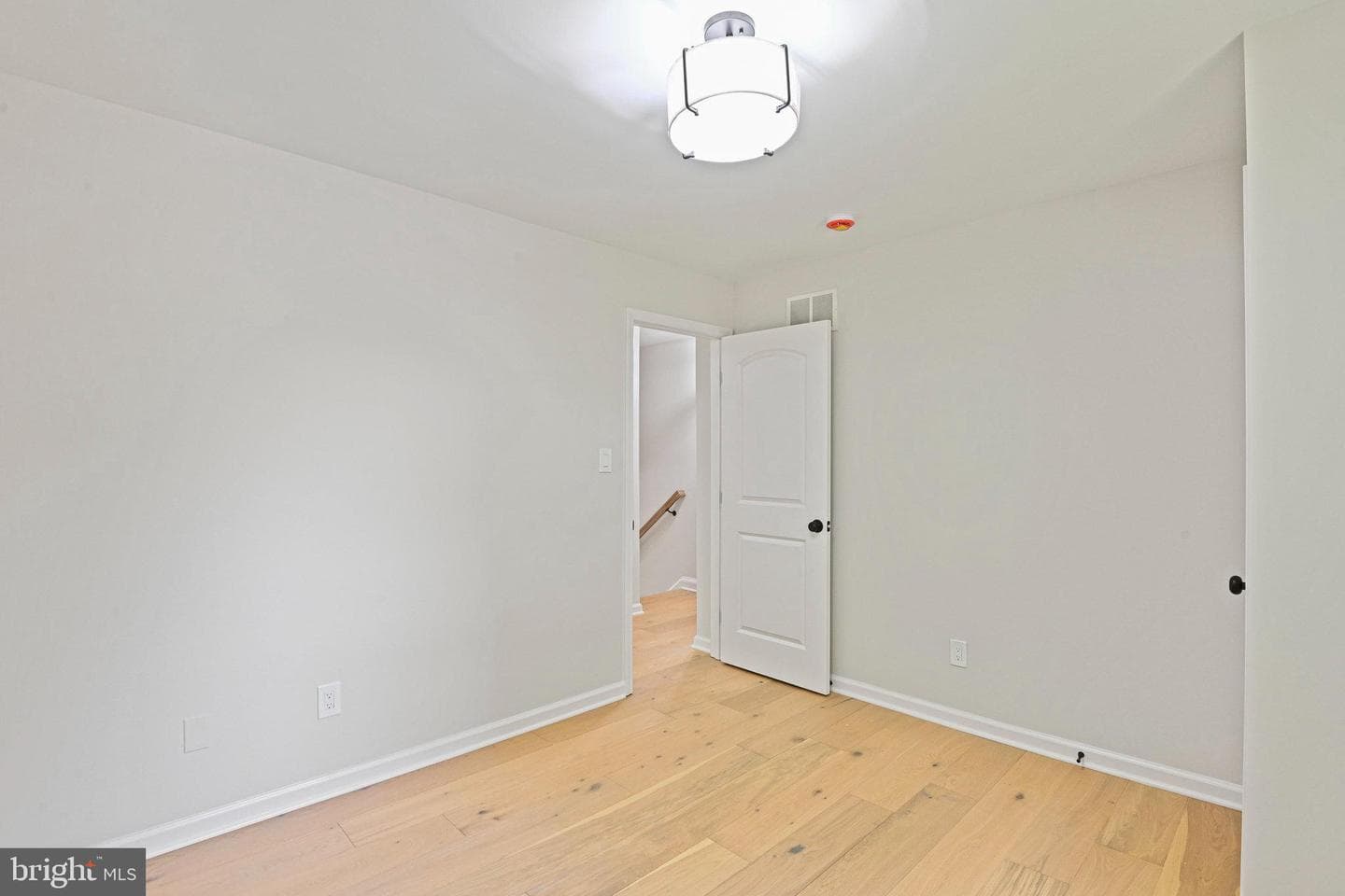 2509 Lakevale Drive photo 28
