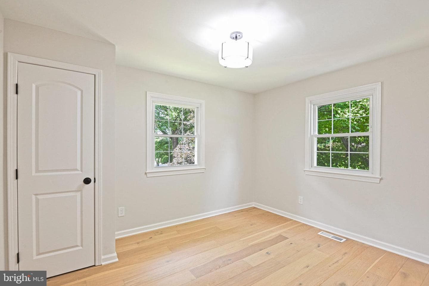 2509 Lakevale Drive photo 29