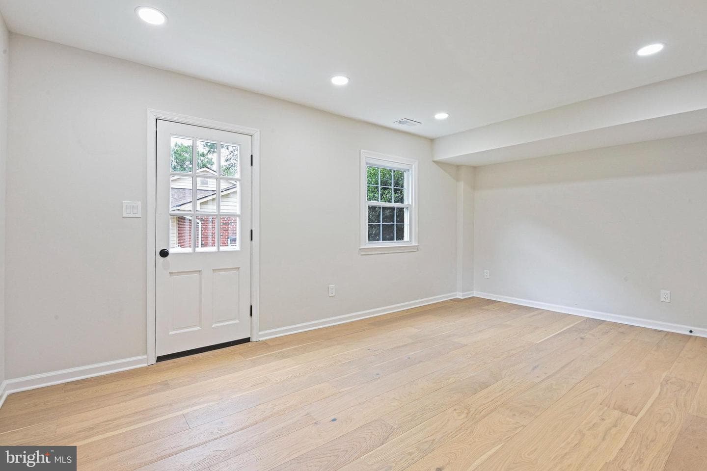 2509 Lakevale Drive photo 33