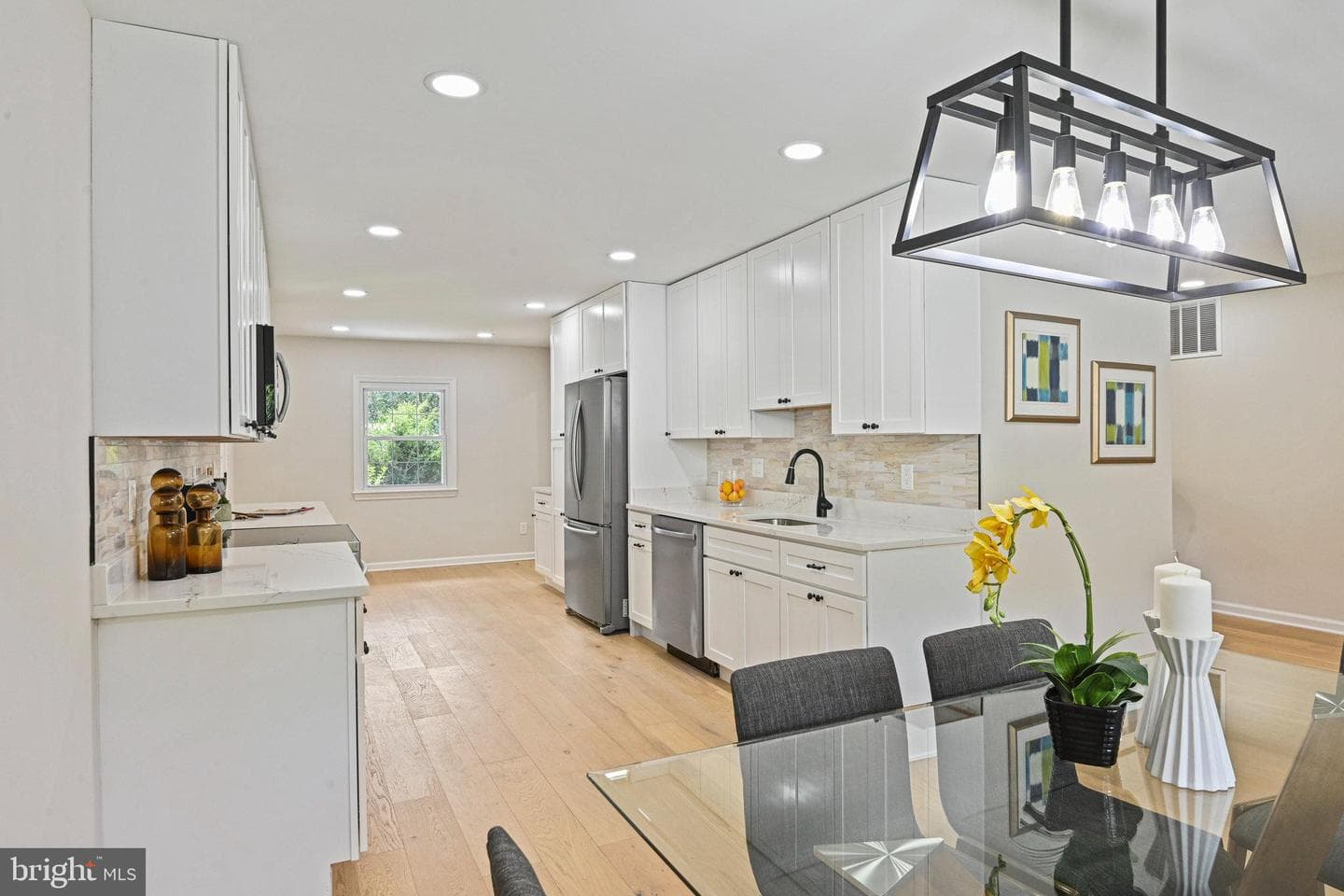2509 Lakevale Drive photo 4