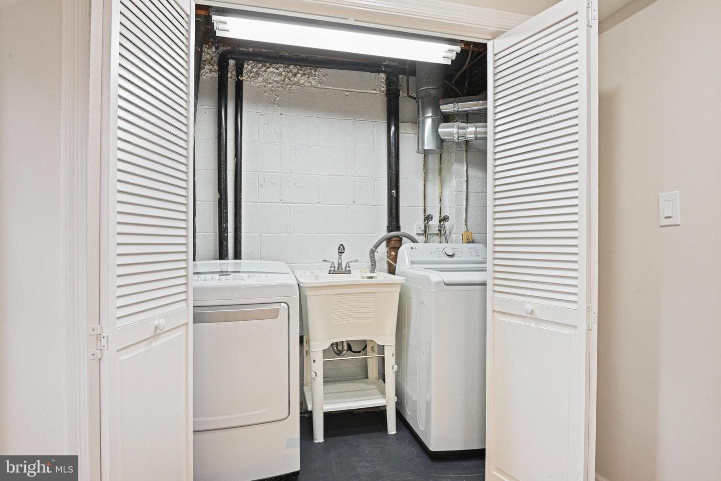 2509 Lakevale Drive photo 42