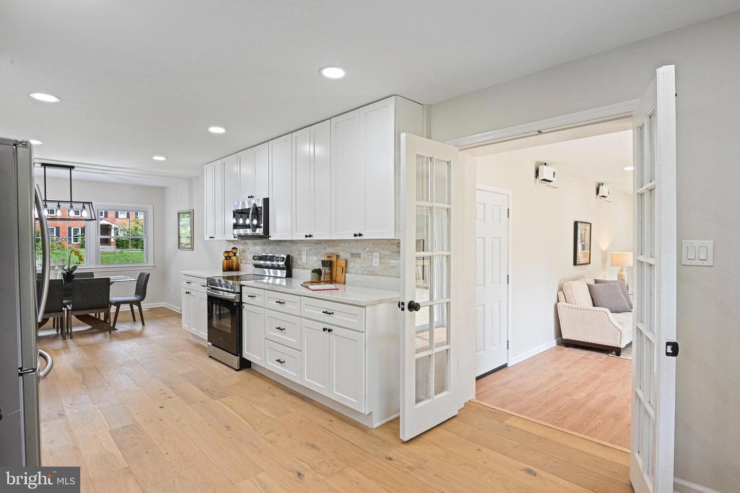 2509 Lakevale Drive photo 8