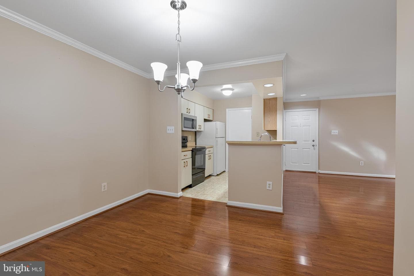 7711 Lafayette Forest Drive #02 photo 10