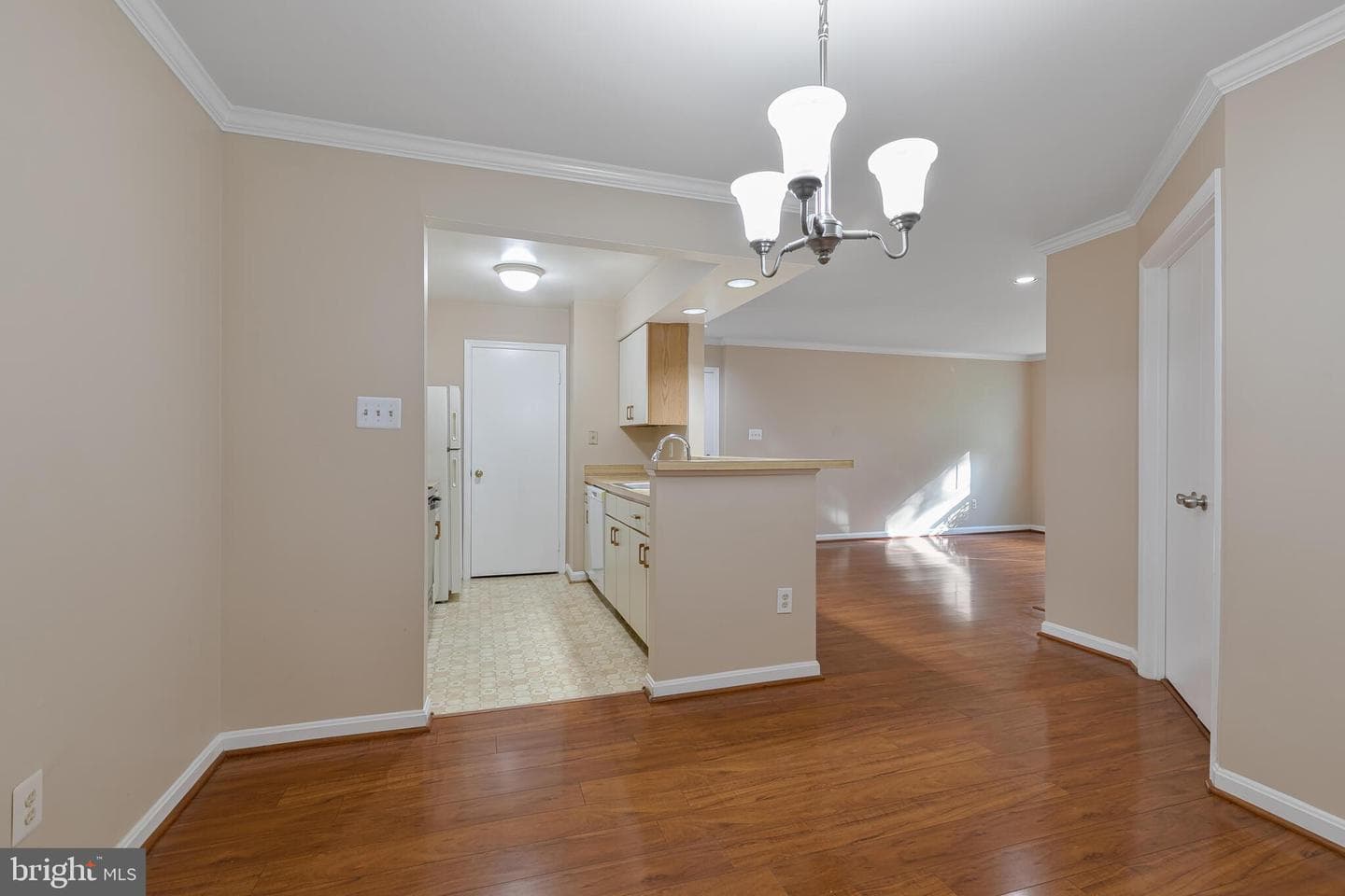 7711 Lafayette Forest Drive #02 photo 11