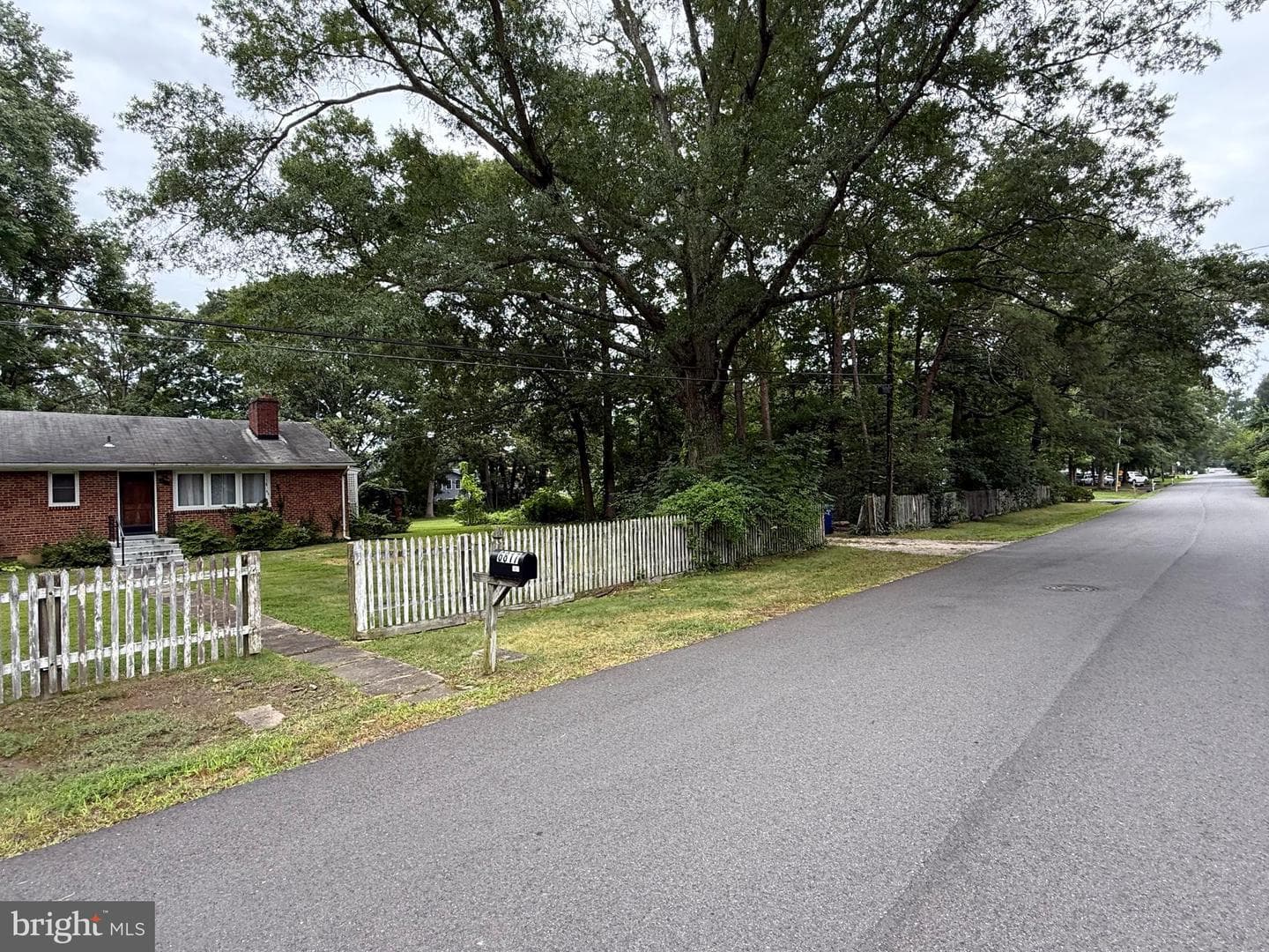 6817 Ridgeway Drive photo 8