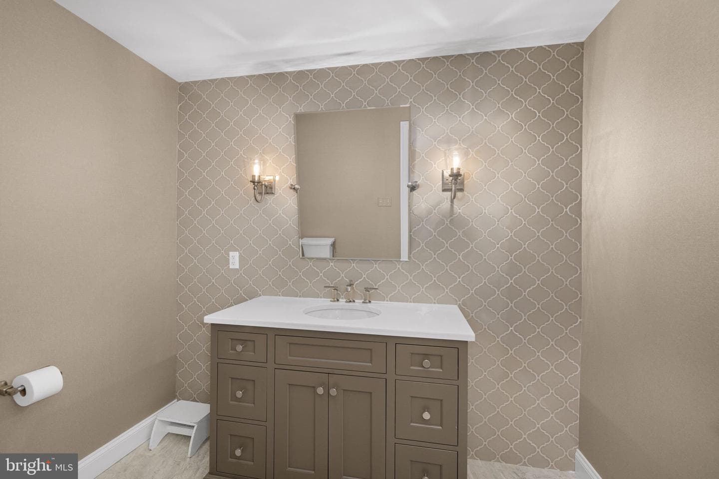 1111 Crest Lane photo 47