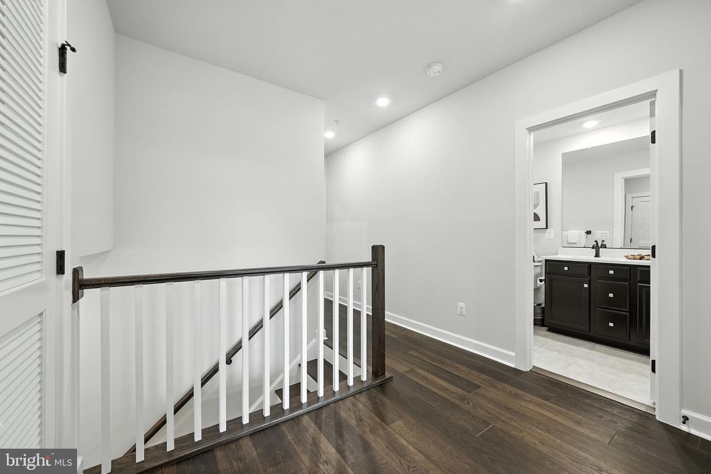 2254 Woodland Gap Terrace photo 25