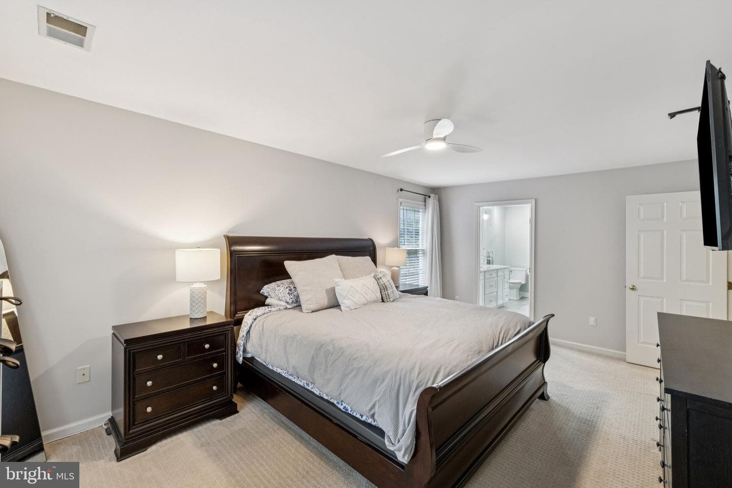 6128 Bayliss Place photo 25