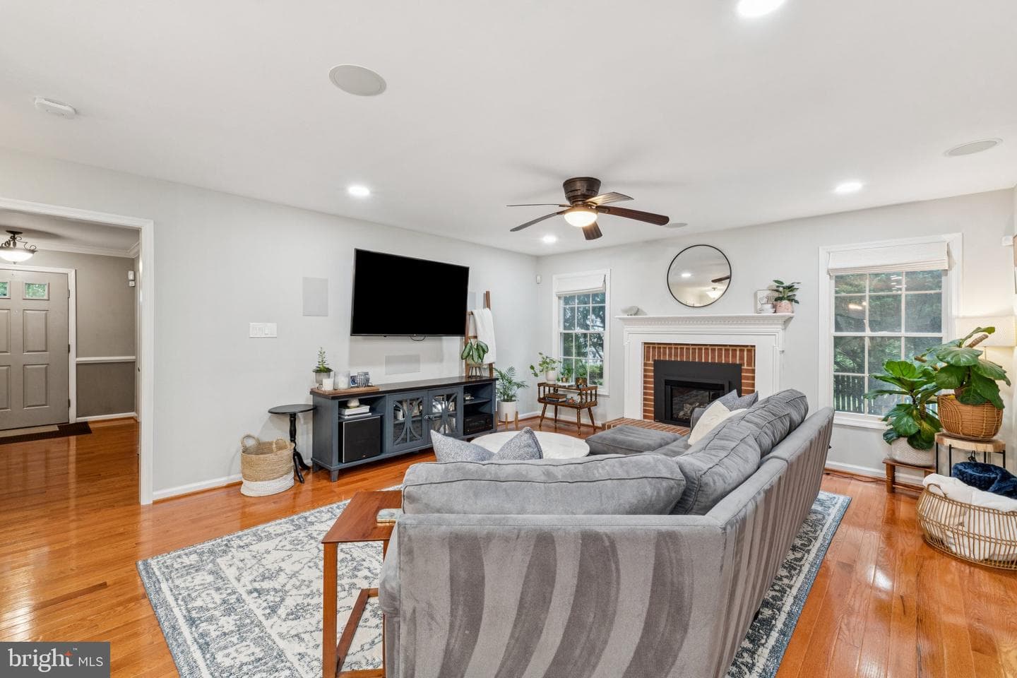 6128 Bayliss Place photo 8