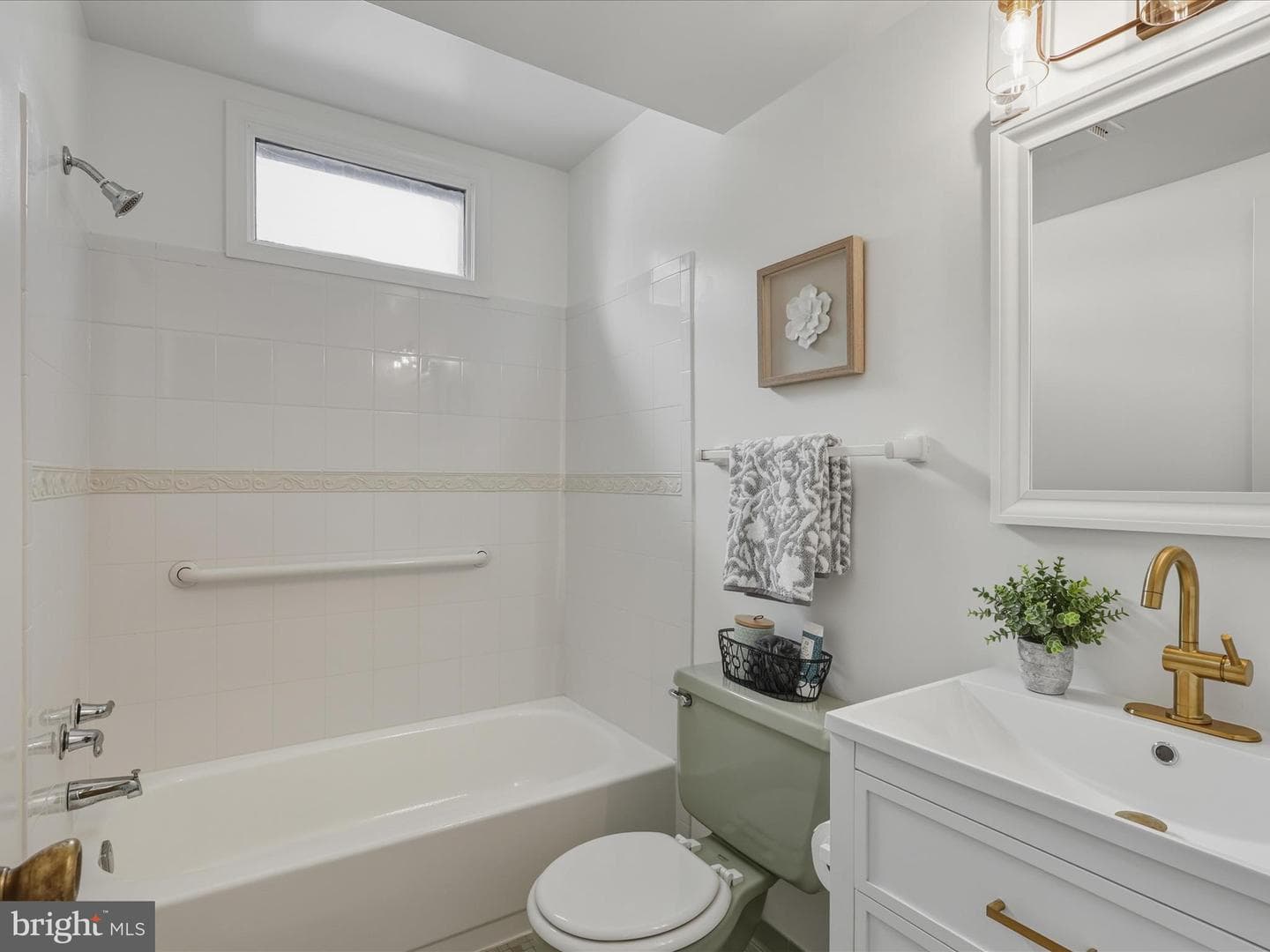 9816 Pebble Weigh Court photo 21