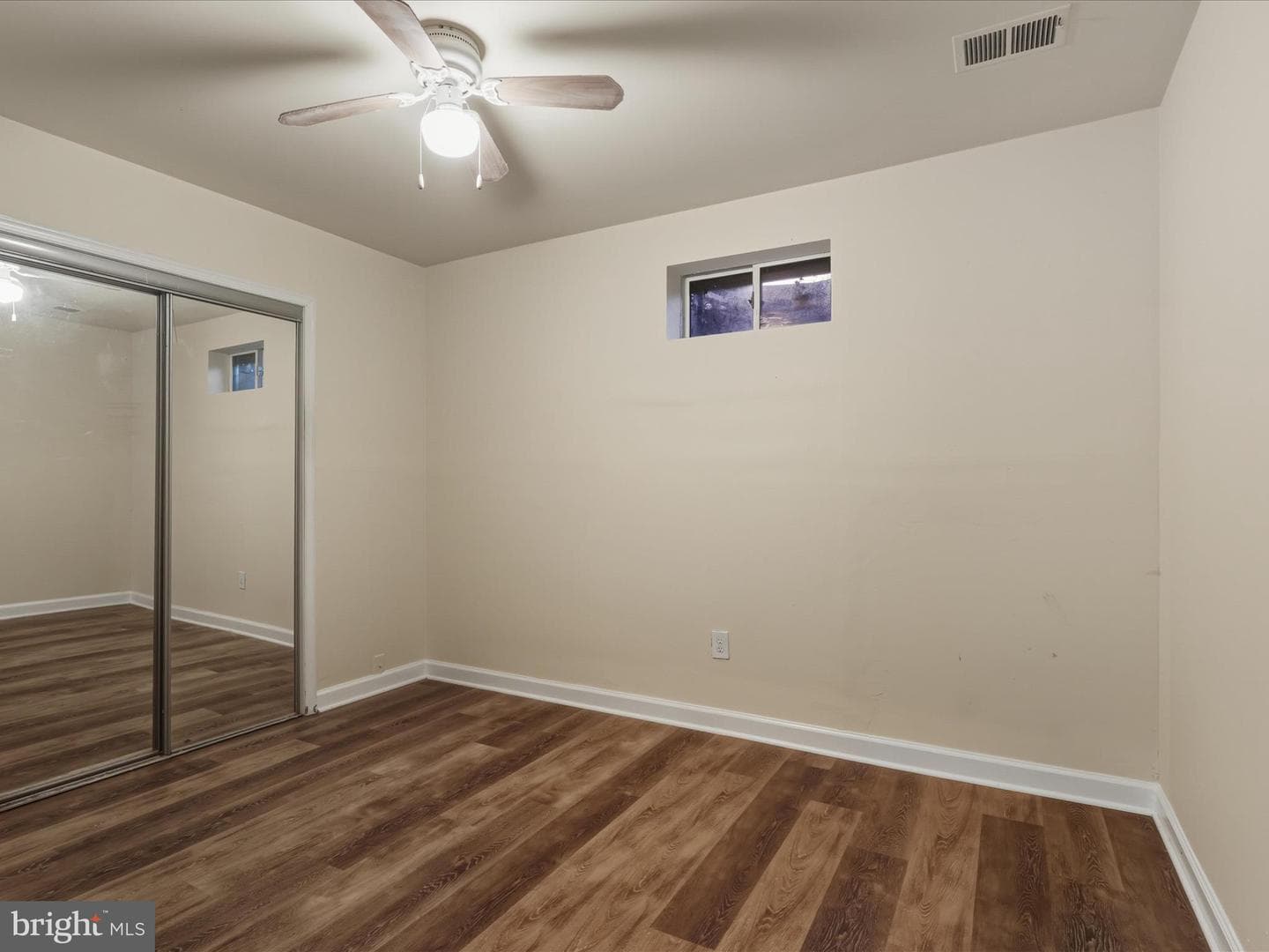 9816 Pebble Weigh Court photo 32