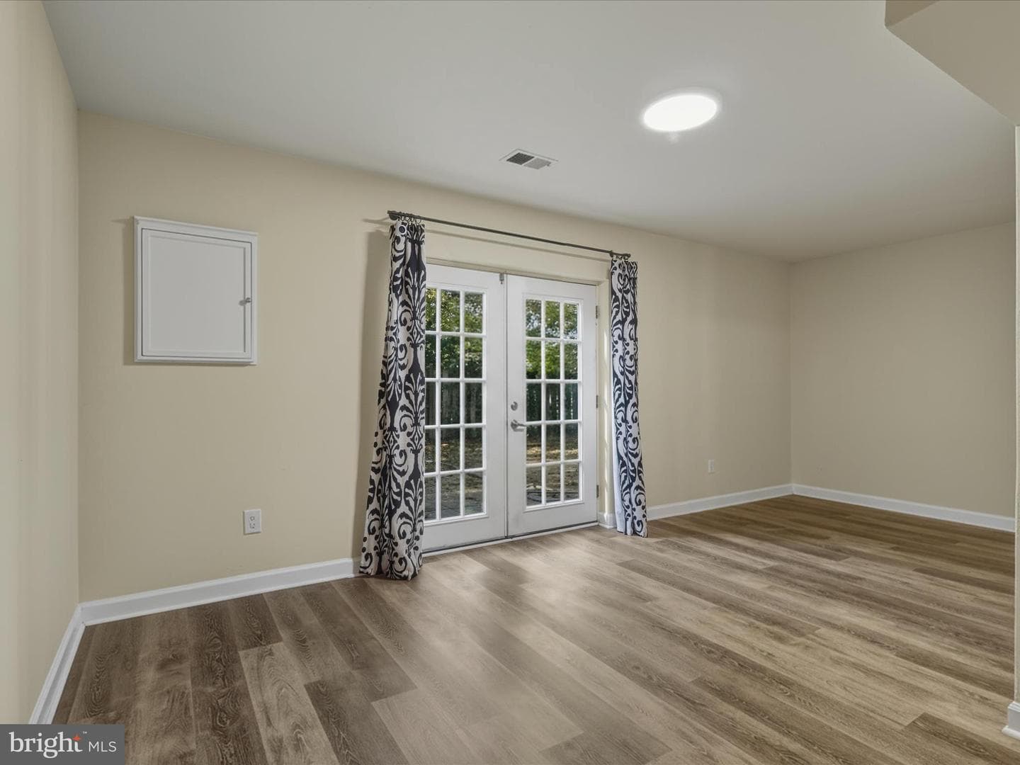 9816 Pebble Weigh Court photo 34