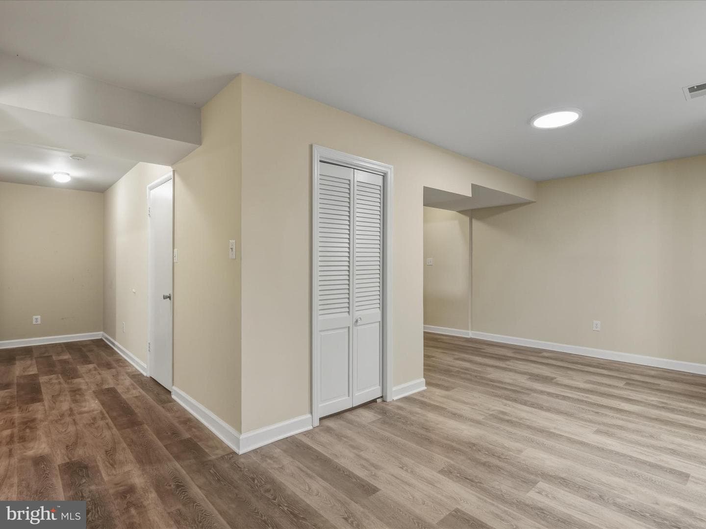9816 Pebble Weigh Court photo 36