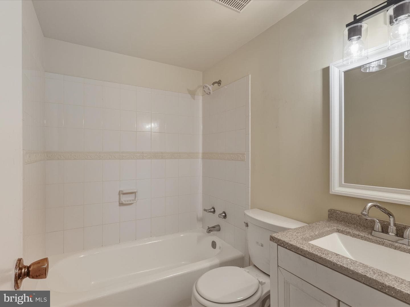 9816 Pebble Weigh Court photo 39