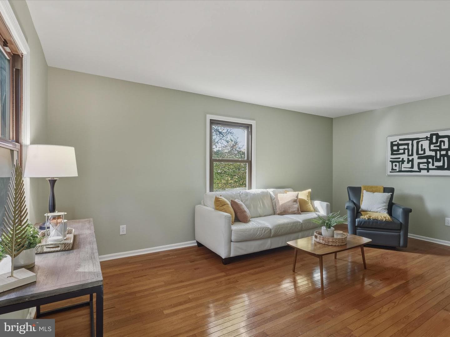 9816 Pebble Weigh Court photo 7