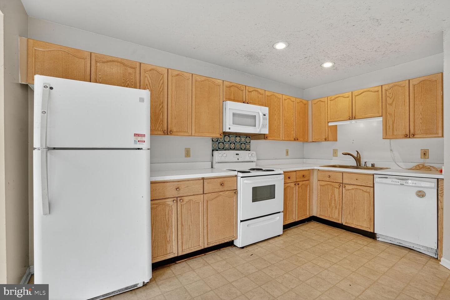 13920 Baton Rouge Court photo 6