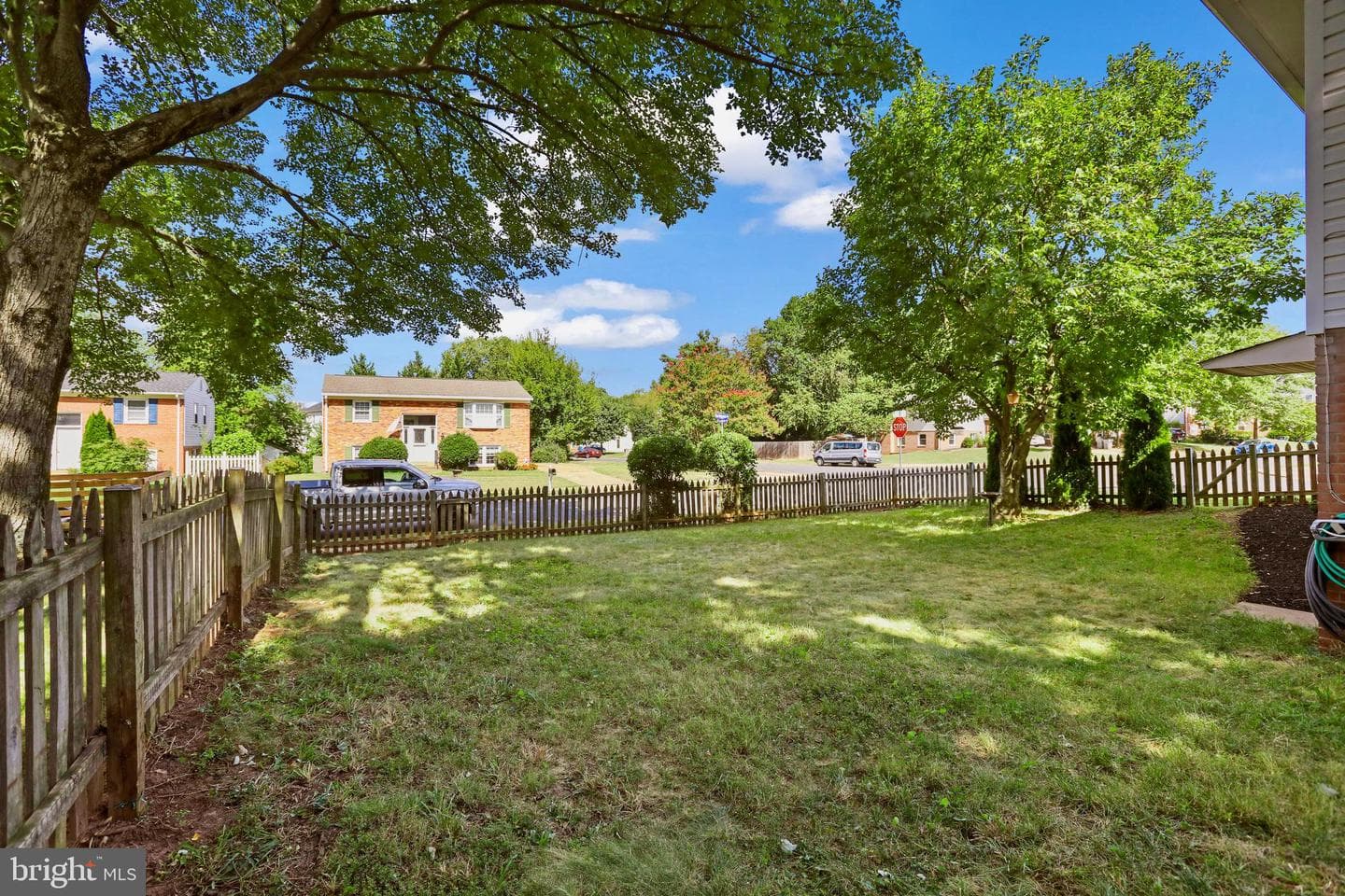13715 Pennsboro Drive photo 20