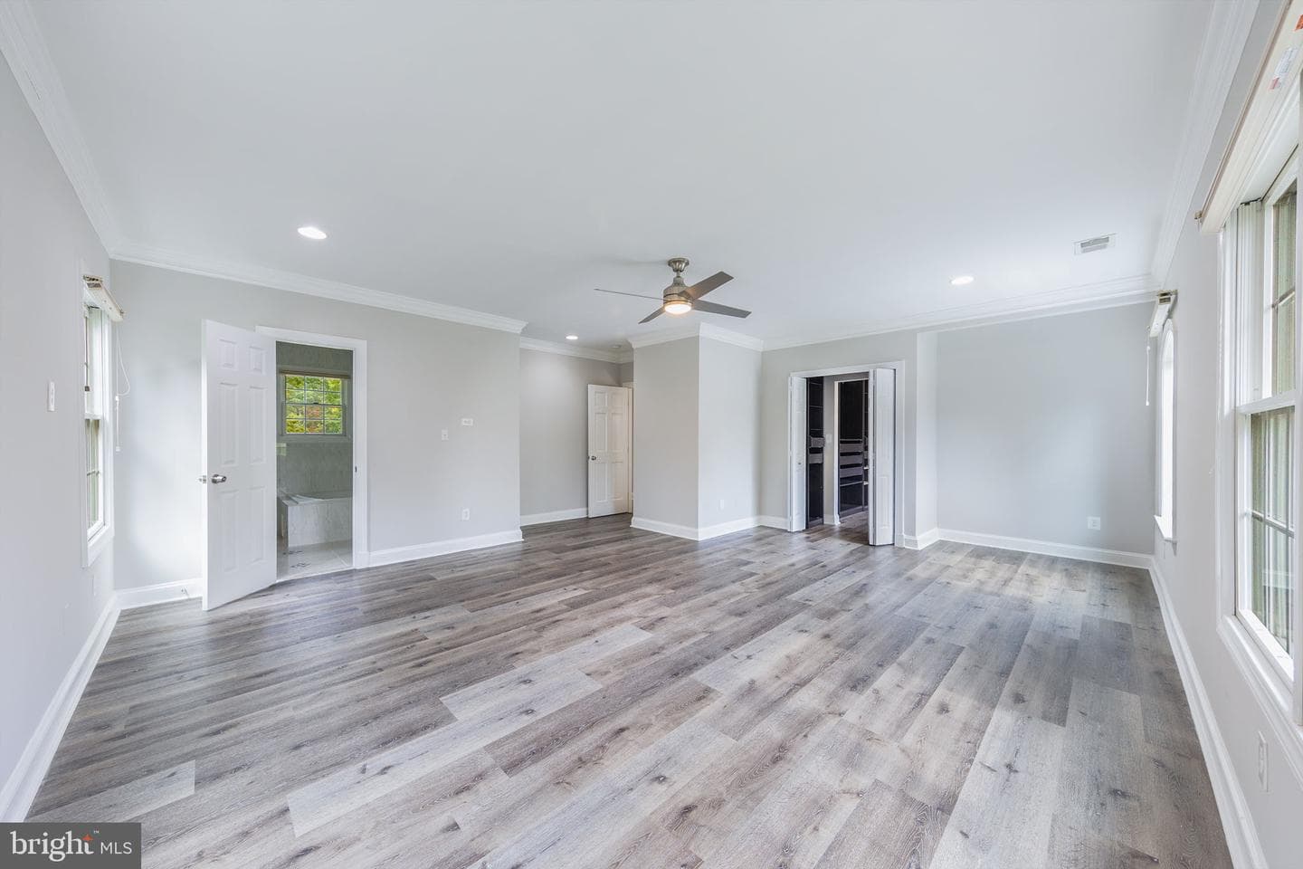 4009 Estabrook Drive photo 32