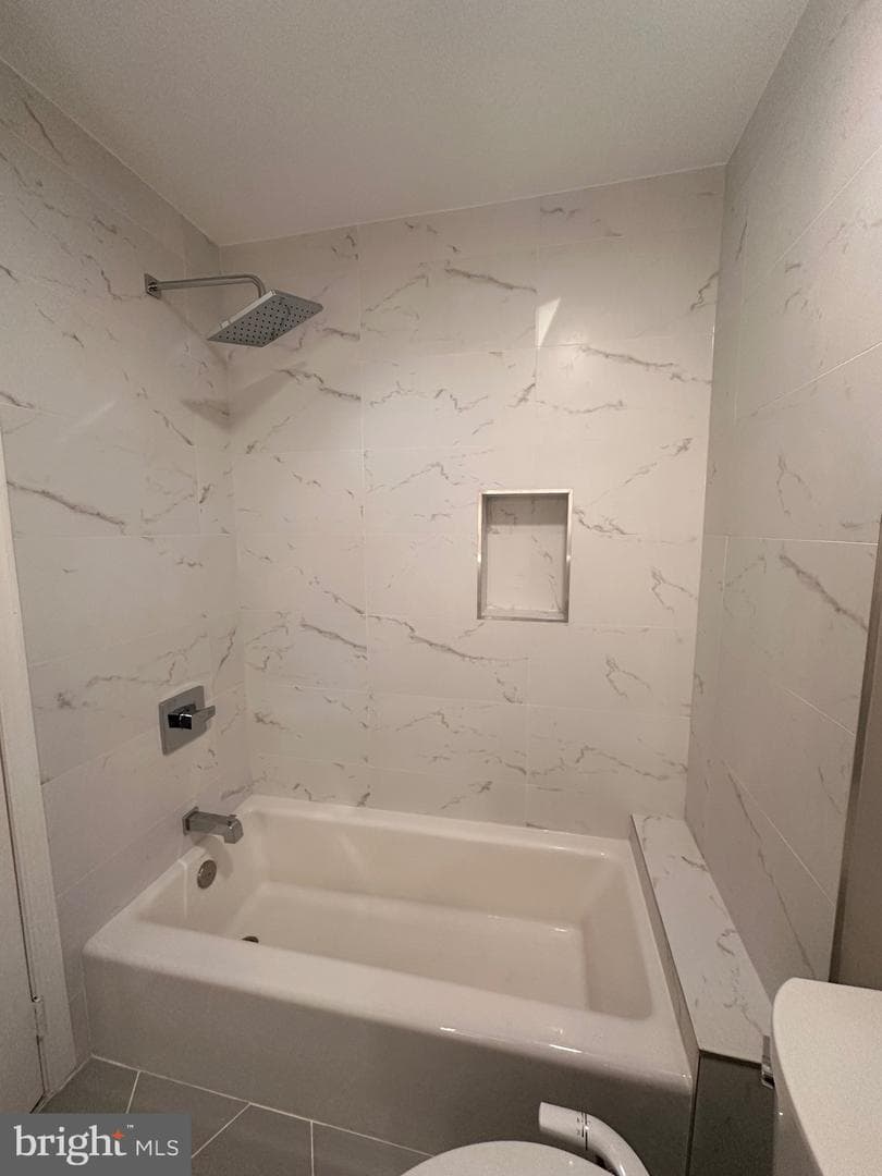 10030 Glencroft Court photo 34
