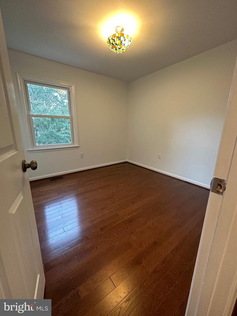 10030 Glencroft Court photo 36