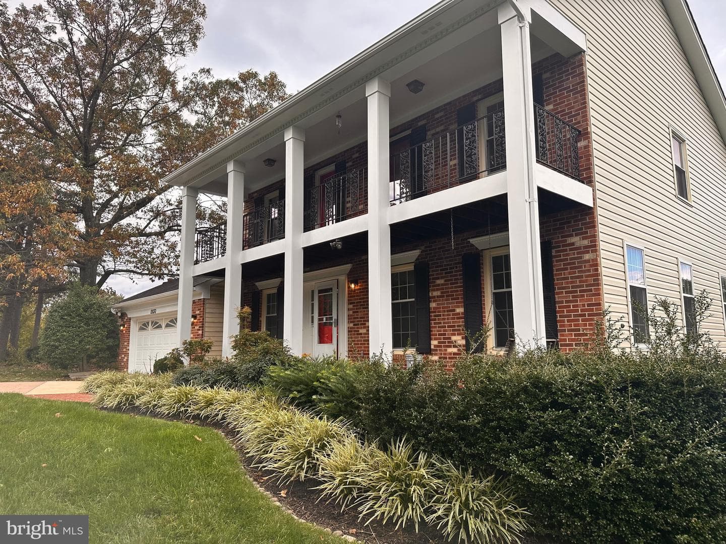 10030 Glencroft Court photo 4