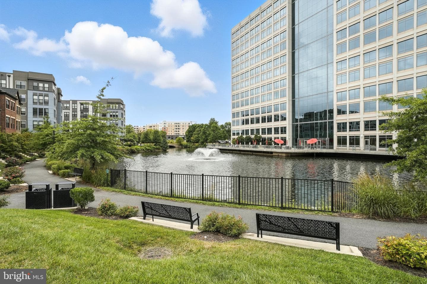 13222 Lake Waterview Way photo 4