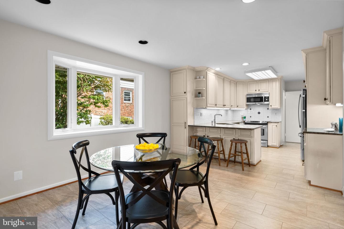 7426 Tower Street photo 11