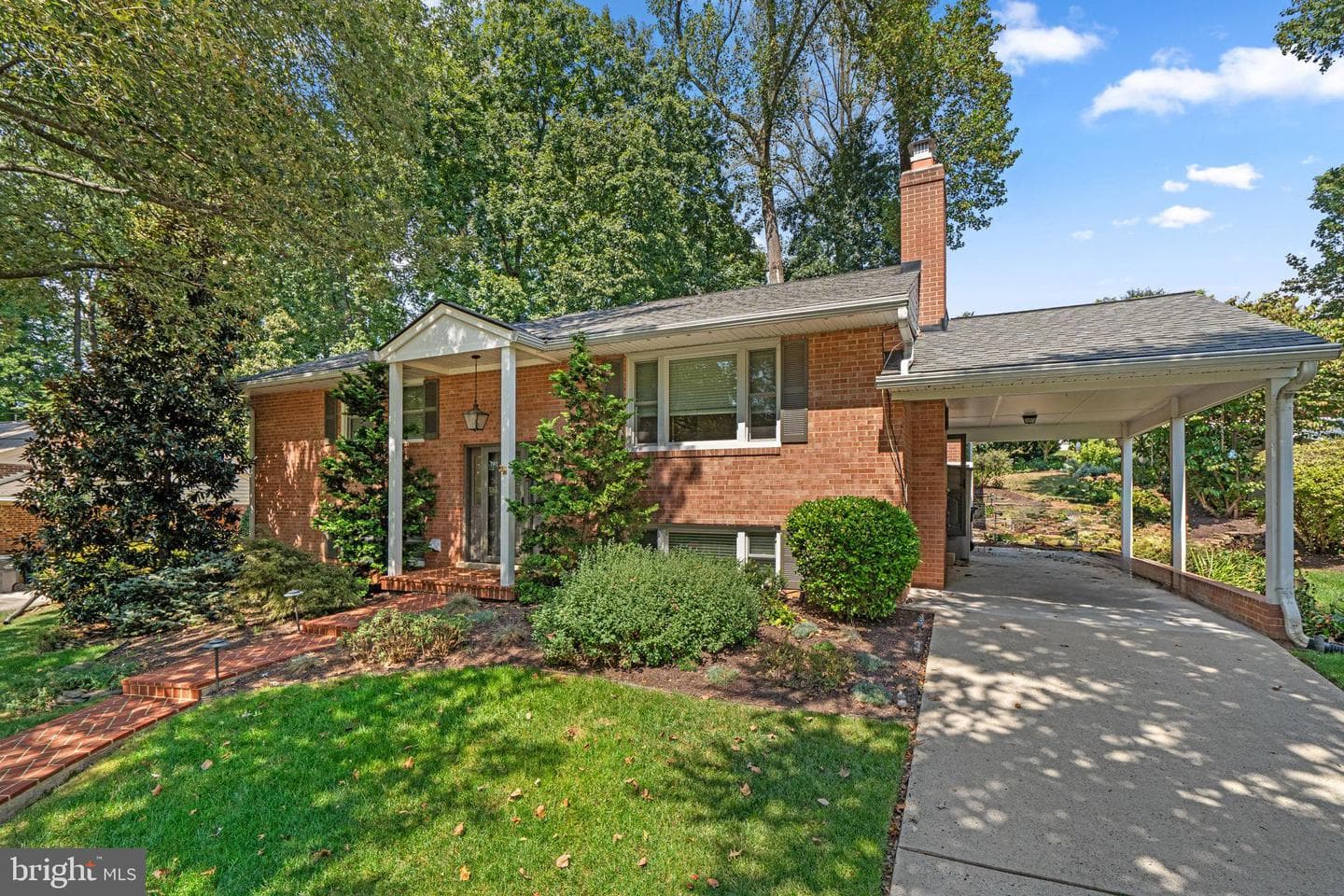 7426 Tower Street photo 2