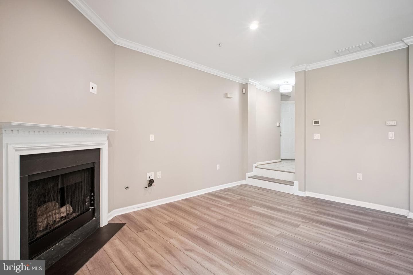 2111 Highcourt Lane #302 photo 20