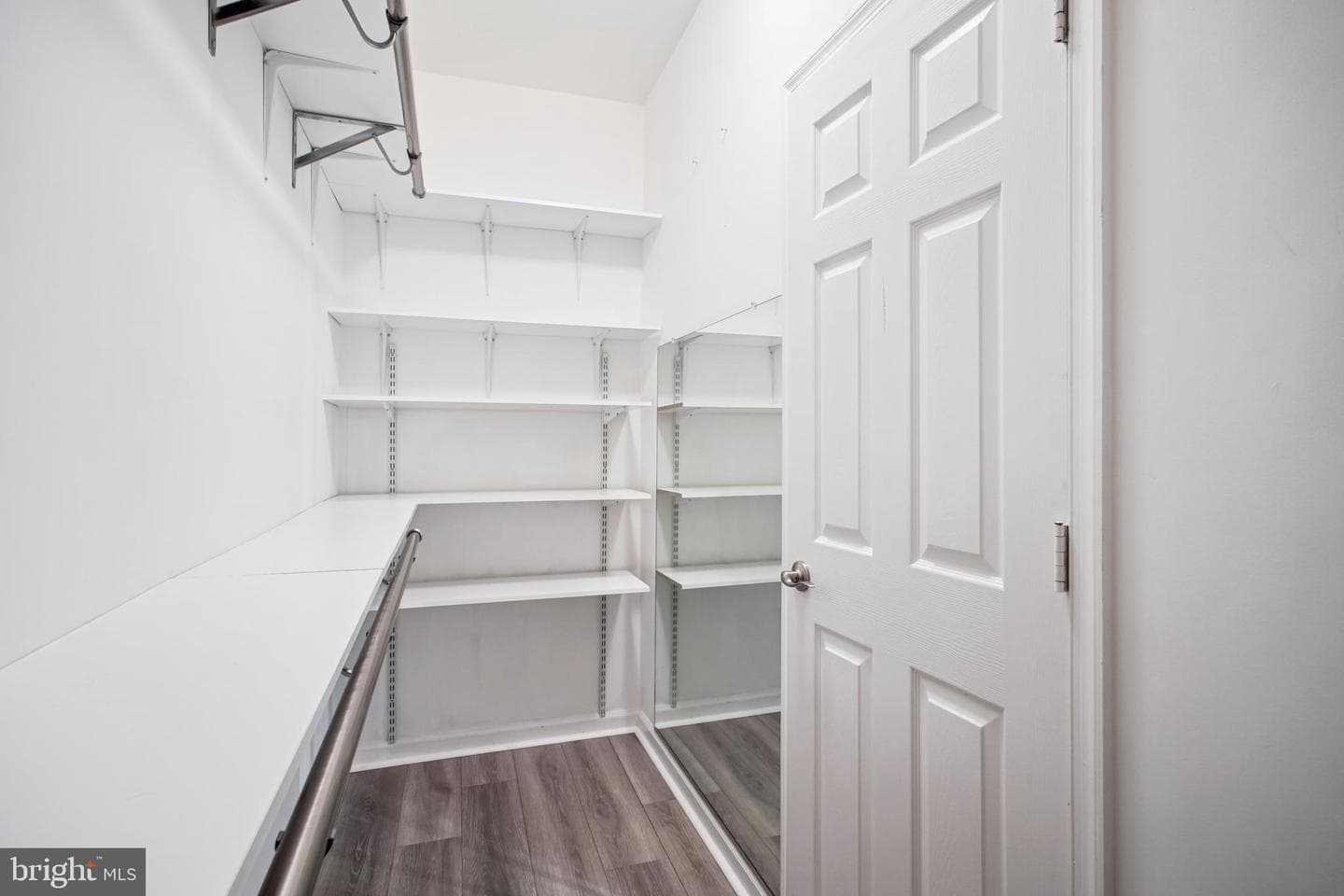 2111 Highcourt Lane #302 photo 34