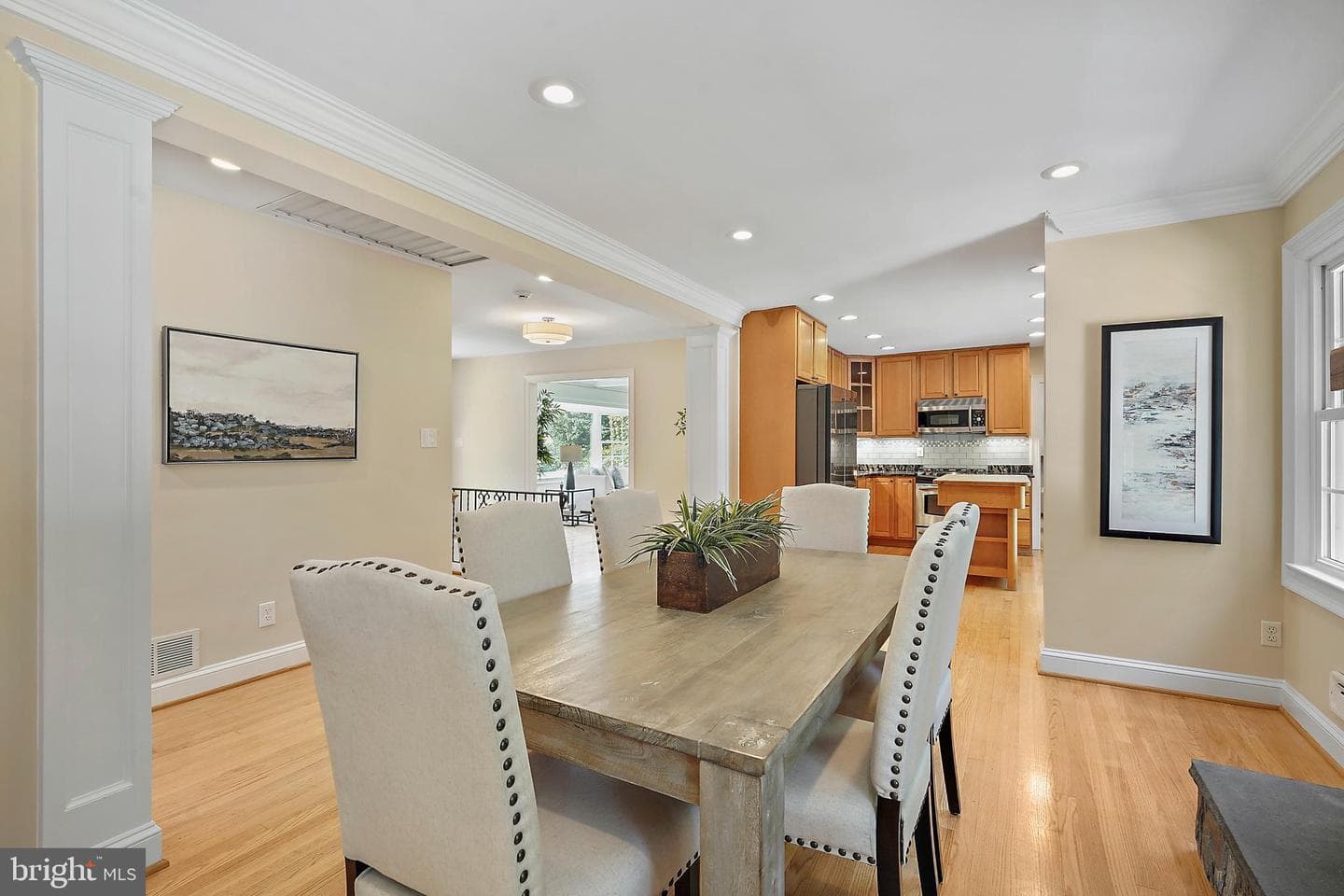 1208 Huntly Place photo 19