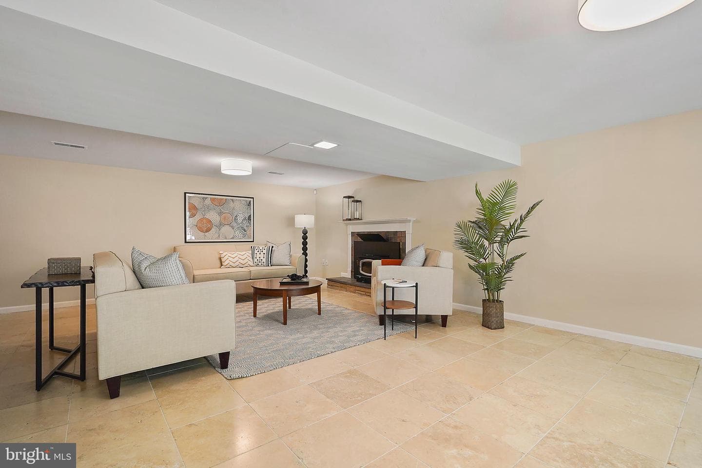 1208 Huntly Place photo 29