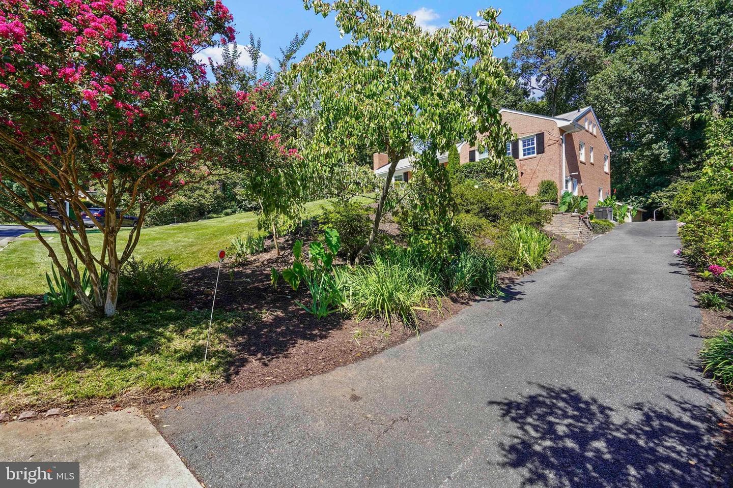 1208 Huntly Place photo 41