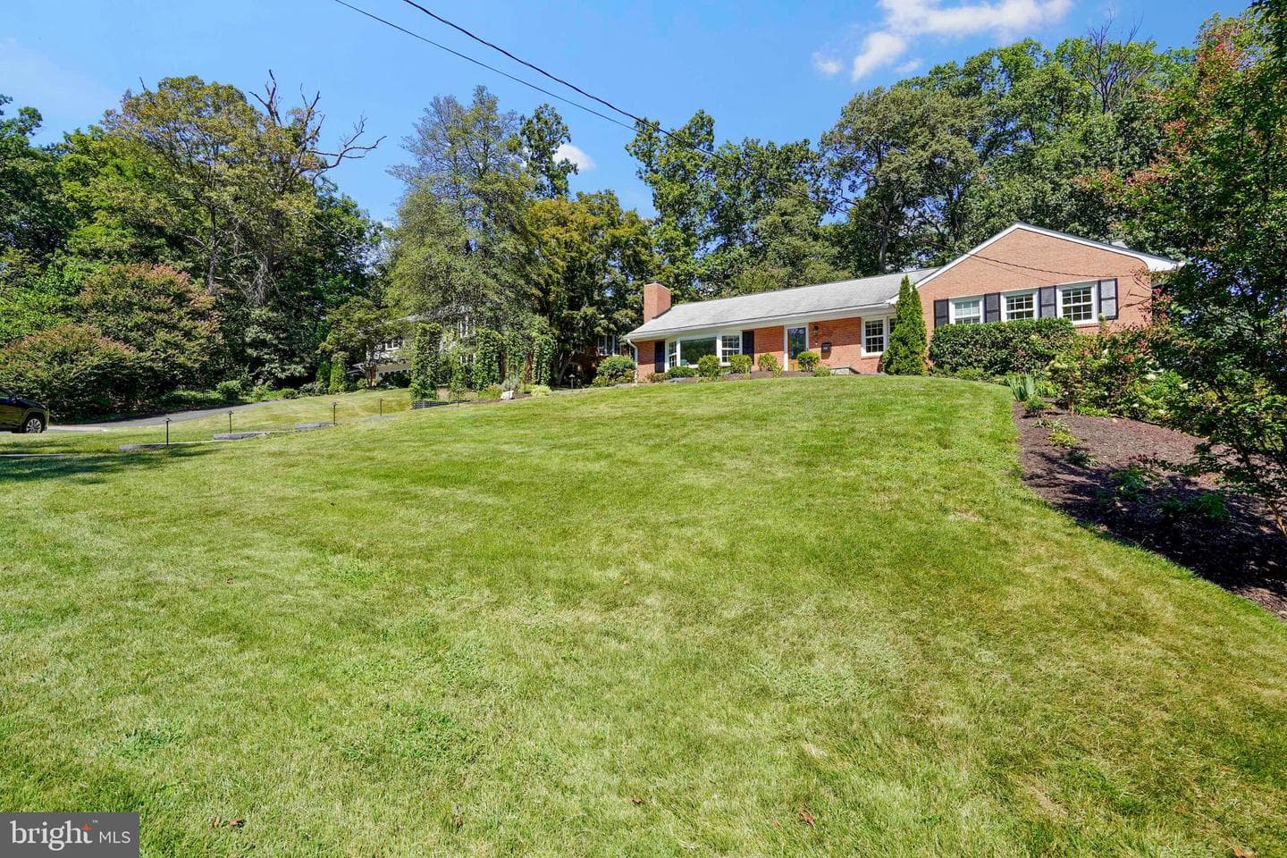 1208 Huntly Place photo 42