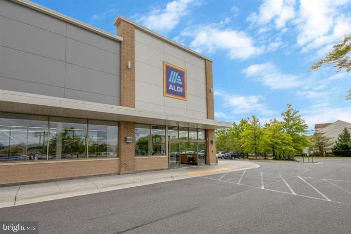 6864 Brindle Heath Way #208 photo 39