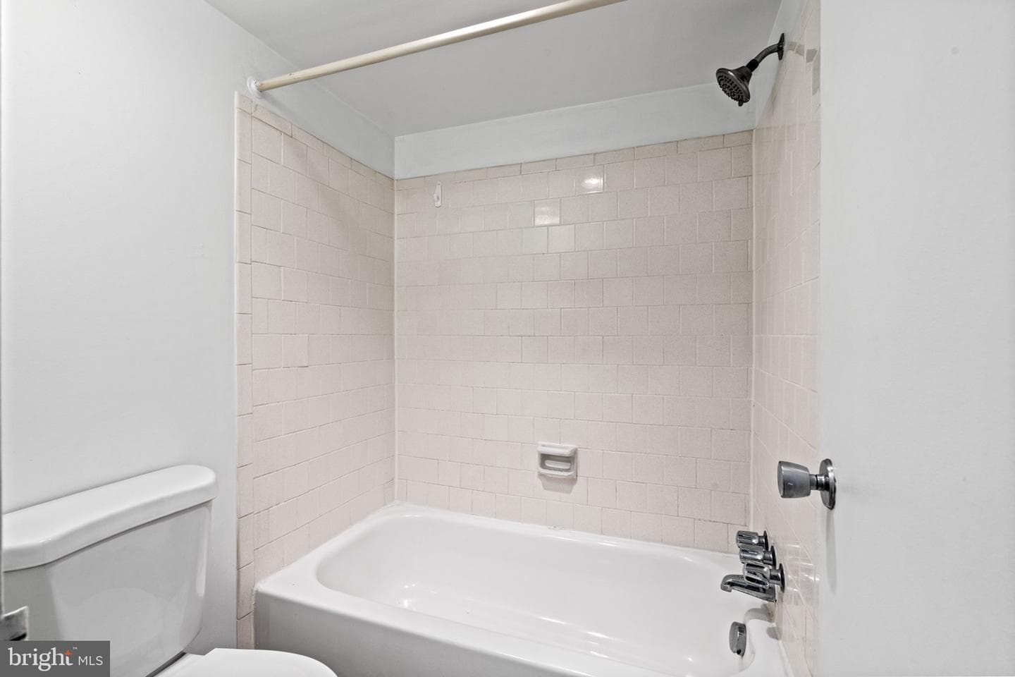 3100 S Manchester Street #909 photo 14
