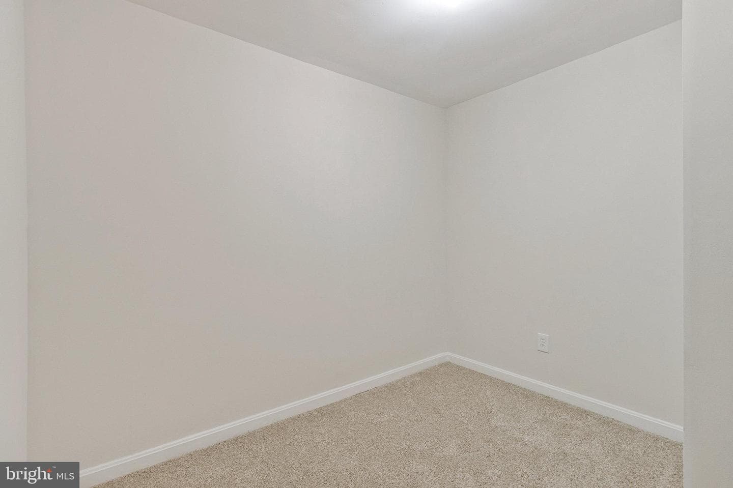 6481 Linleigh Way photo 25