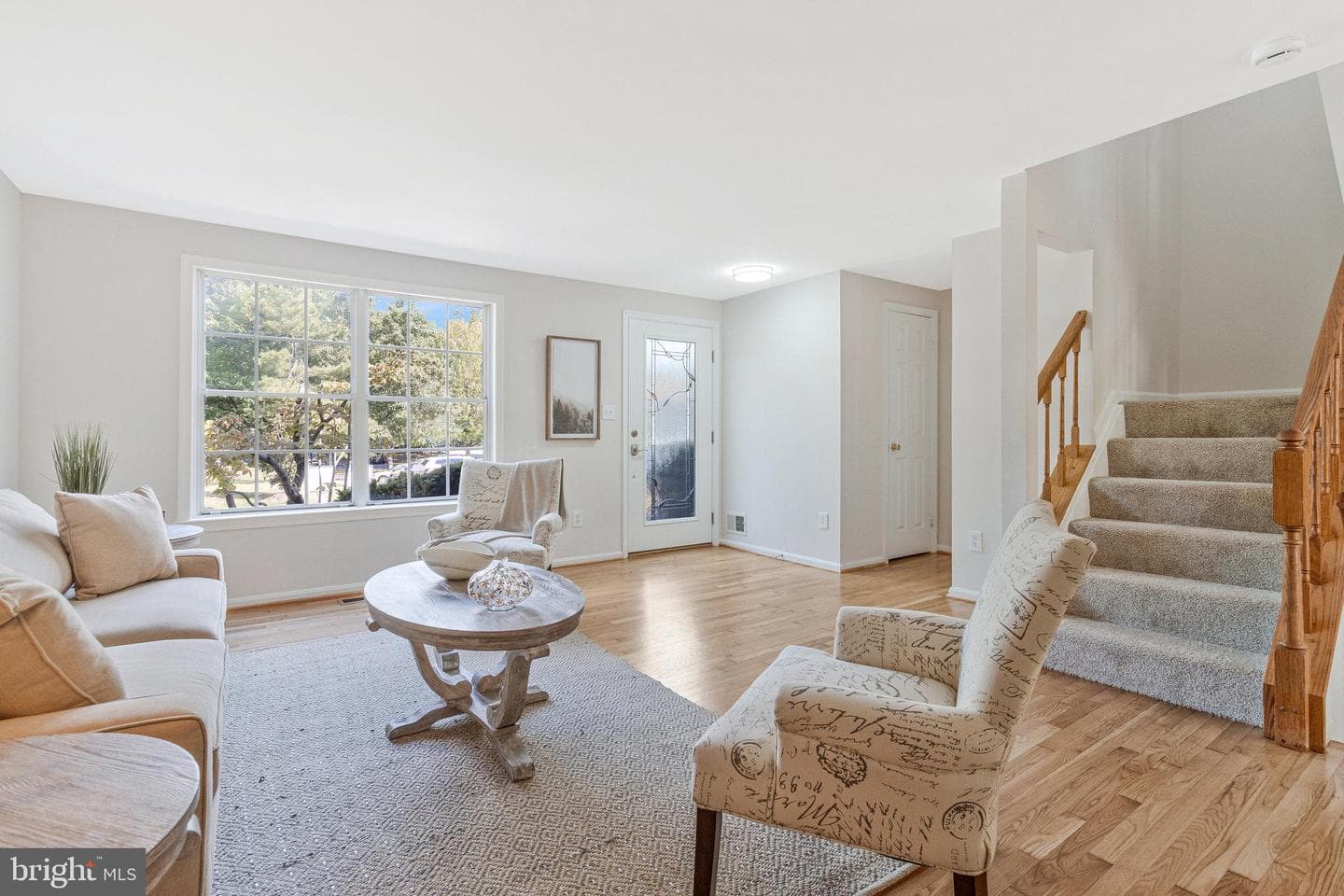 6481 Linleigh Way photo 3