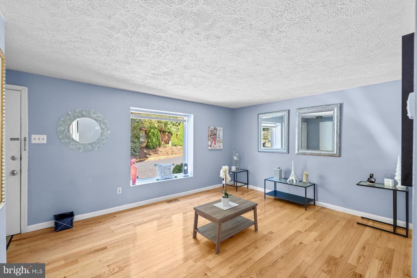 3123 Pebble Hill Lane photo 3