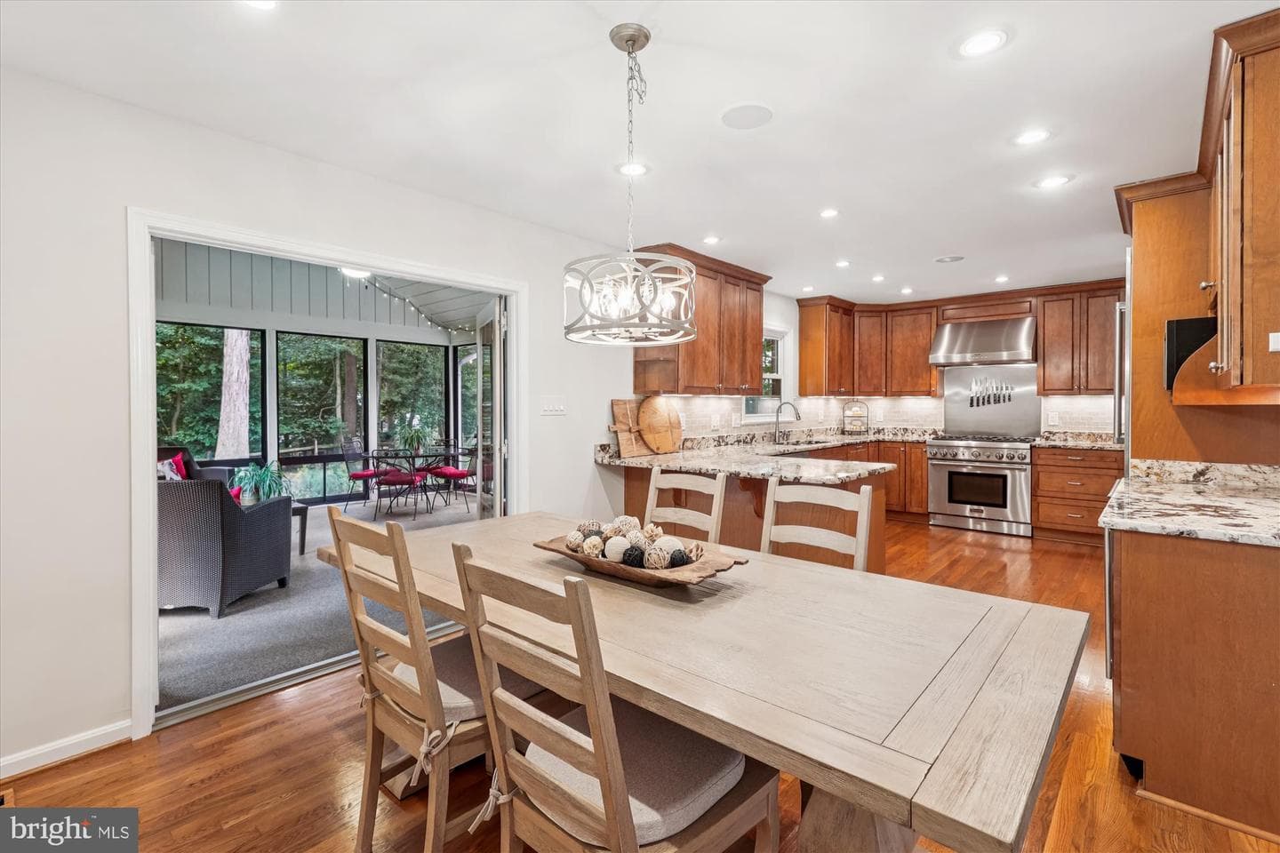 8221 Captain Hawkins Court photo 15