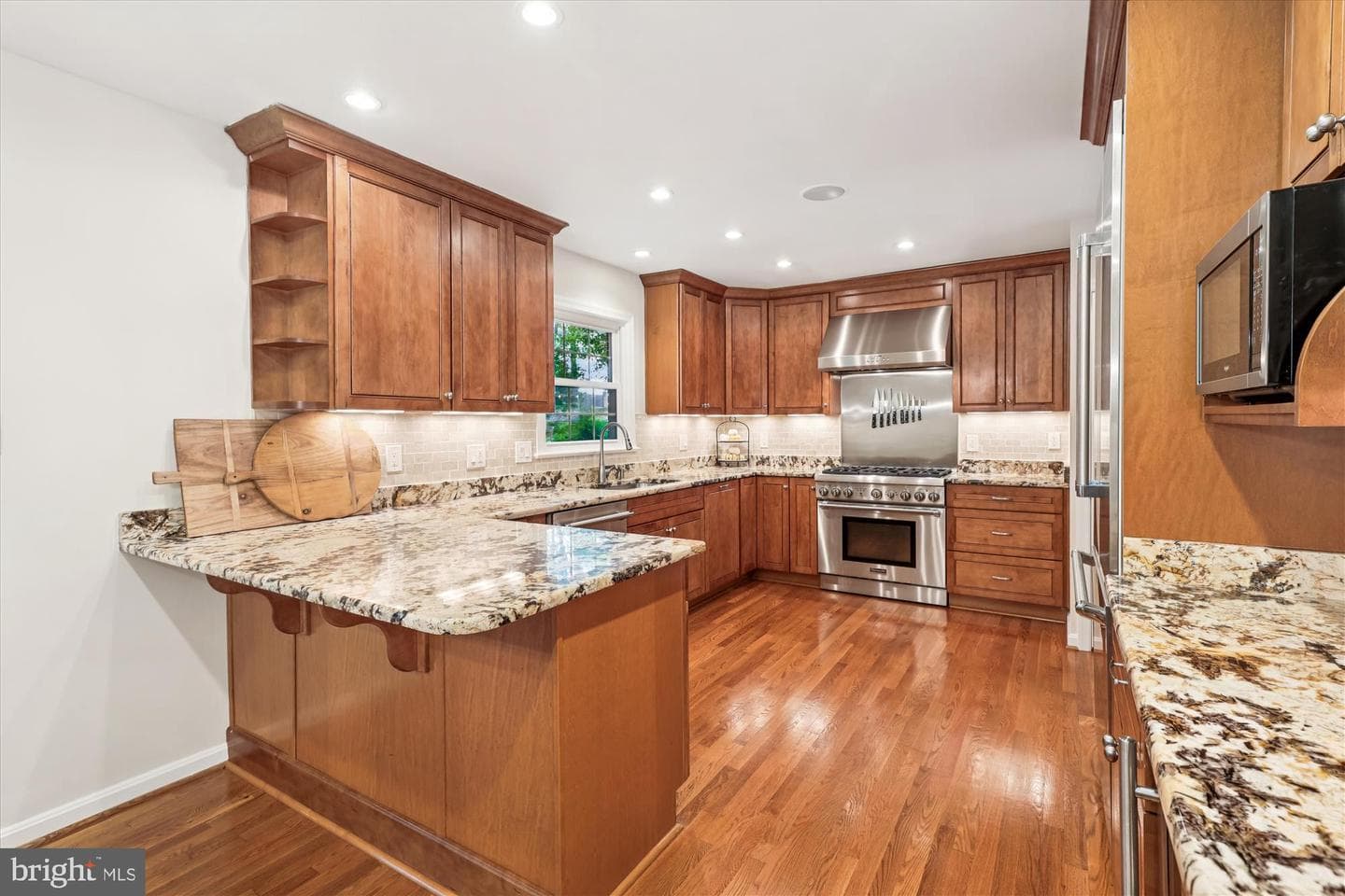 8221 Captain Hawkins Court photo 20