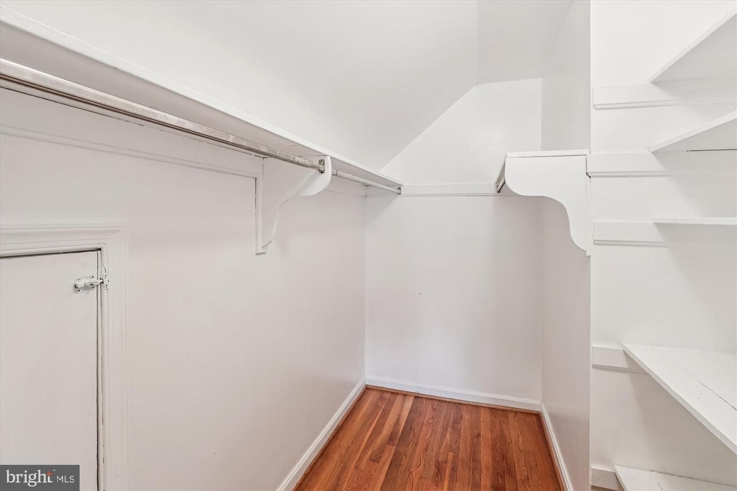 8221 Captain Hawkins Court photo 53