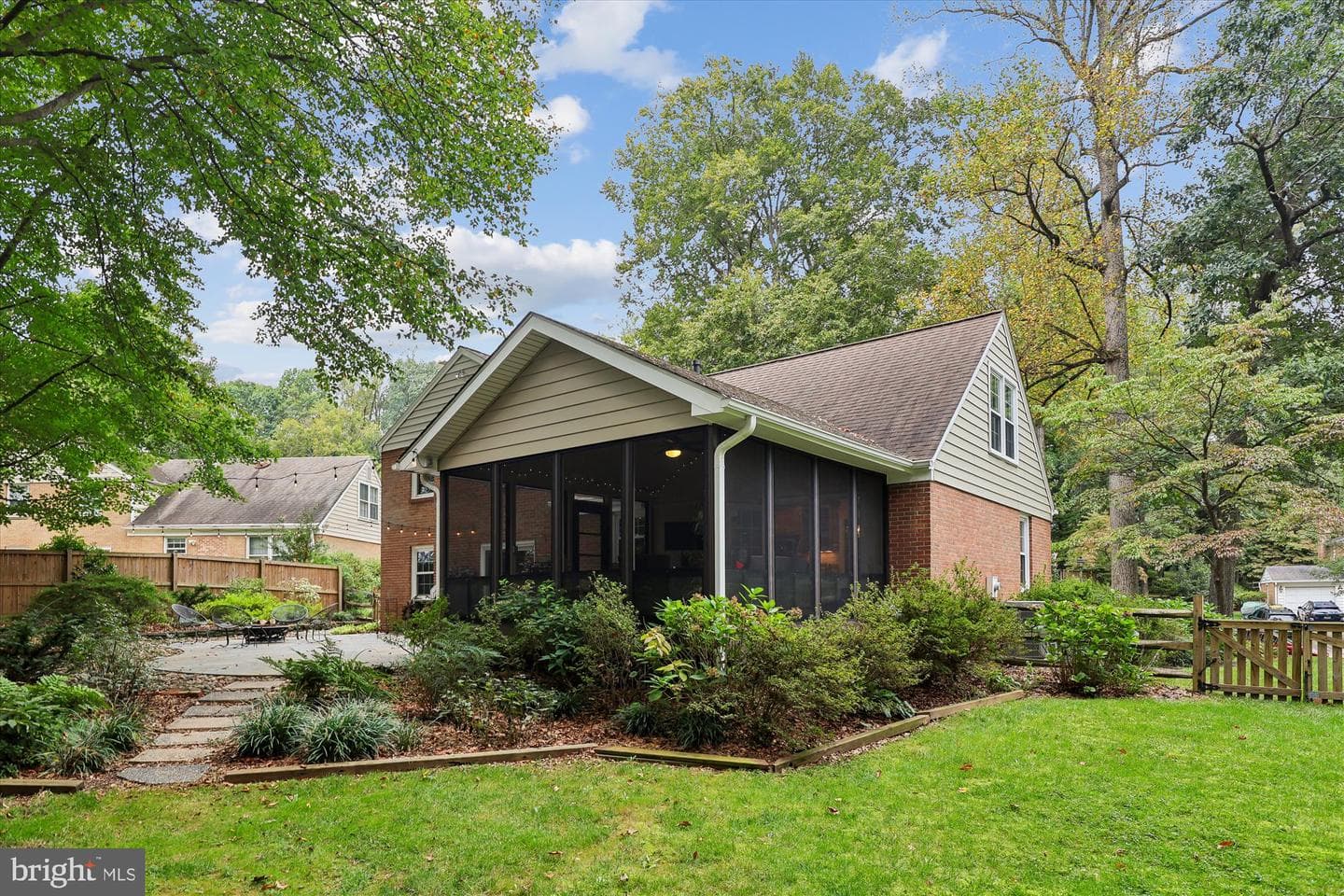 8221 Captain Hawkins Court photo 64